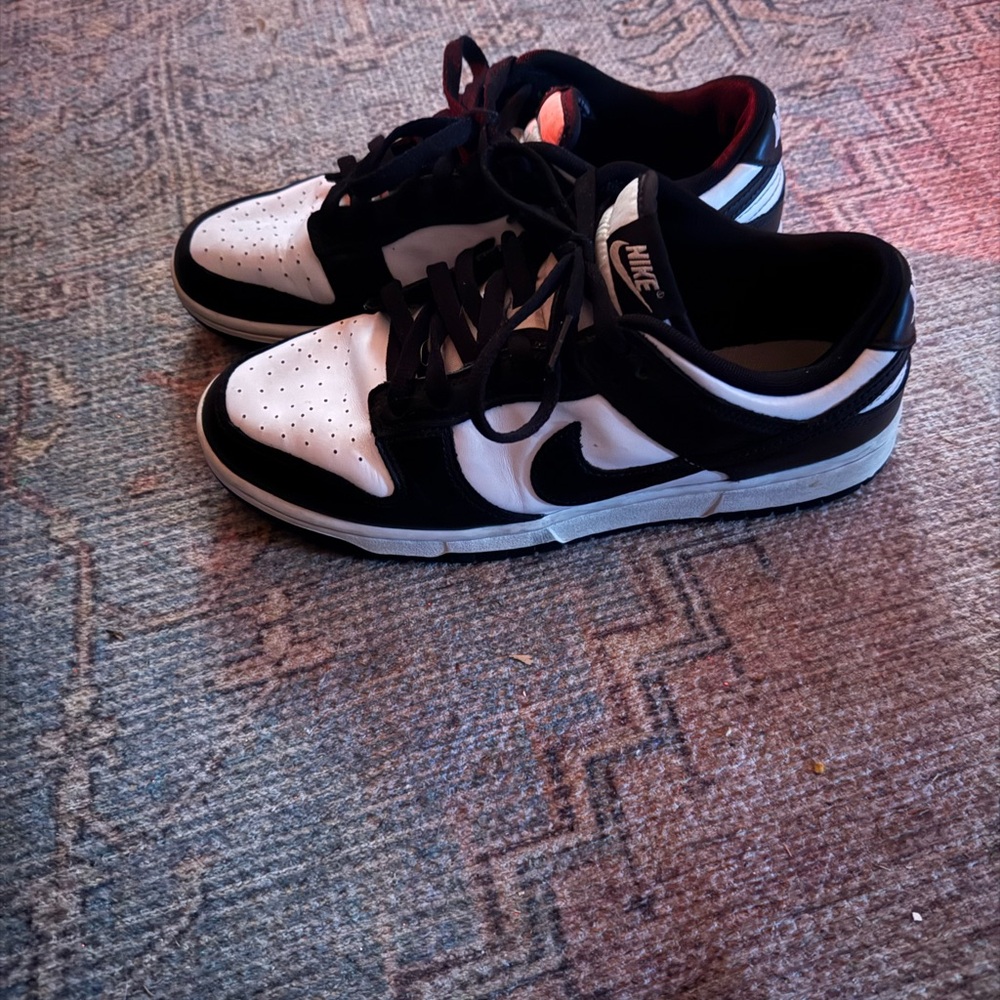 Nike Black and White Sneakers